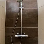 Modern 6 Bathroom In The *