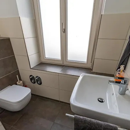 Modern 6 Bathroom In The * أولدنبورغ