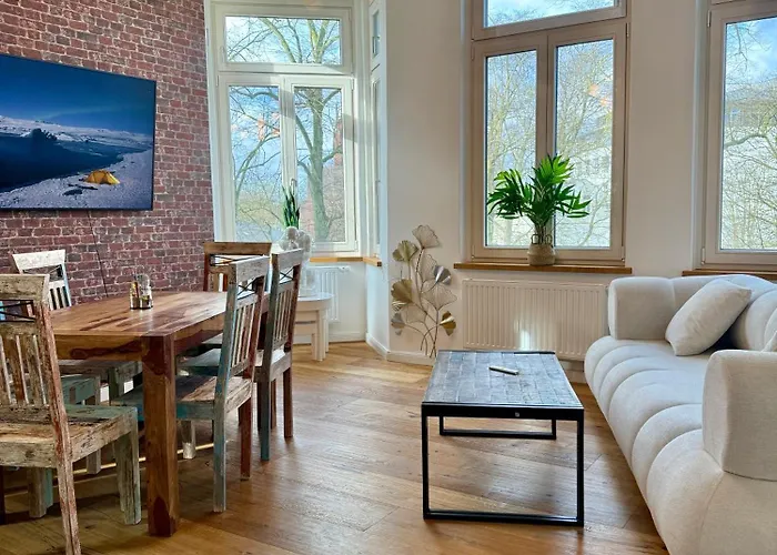 Modern 6 Bathroom In The Вилла Ольденбург